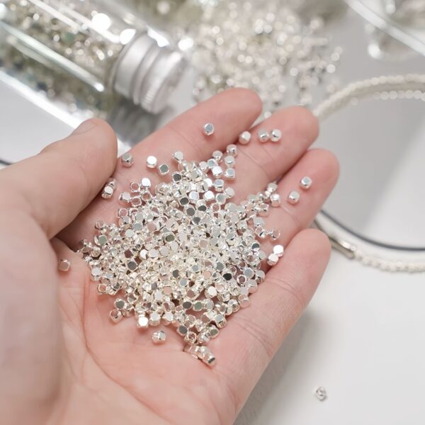 oly-7c3b9fc5fb54af5774ce6a31377dffb3 Wholesale Chic Silver Tone Square Loose Beads Alloy Spacer Beads for DIY Jewelry Making Bracelet Necklace Gift Supply