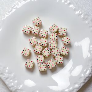 02-colored polka dots / Size is about 14mm, hole diameter is about 4mm