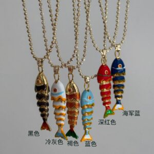 Brown goldfish necklace