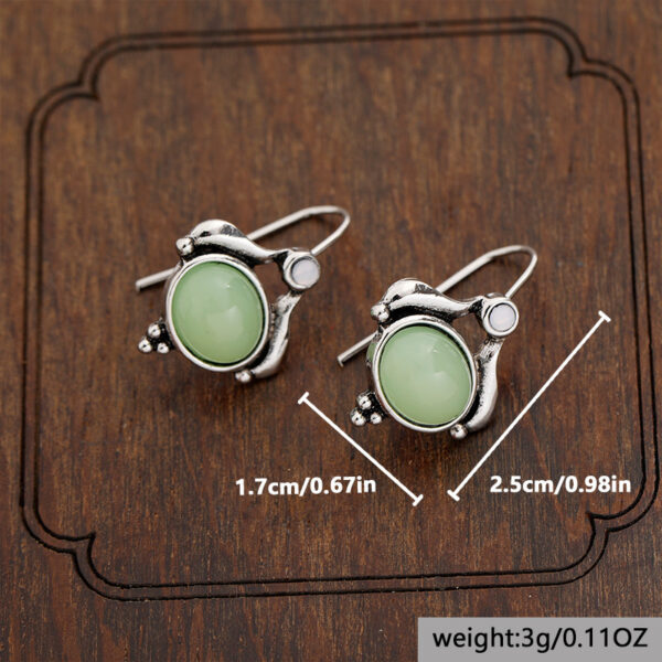 Wholesale Retro Bohemian Oval Green Synthetic Gemstone Pendant Earrings Silver Tone For Party Wear Fashion Accessory