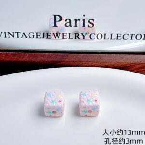 06-Light pink checkered five-pointed star / Sold per piece