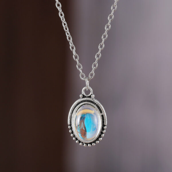 oly-83a3808ddffbb6d14ab7ebffeaff1bdf Wholesale Retro Oval Zircon Necklace Antique Silver Finish Dreamy Blue Pendant Casual Everyday Jewelry Accessory For Boutique Resale
