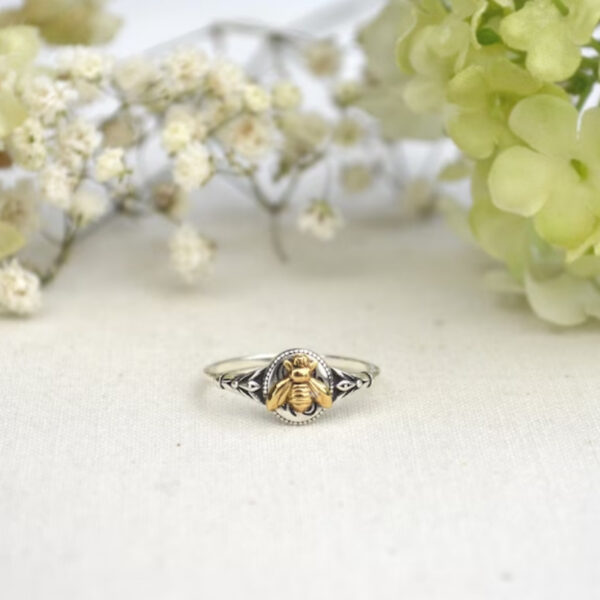 Wholesale Distressed Alloy Electroplated Vintage Bohemian Two Tone Honey Ring Women S Fashion Jewelry Gift