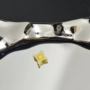 13-light yellow / Size is about 10mm, hole diameter is about 2mm