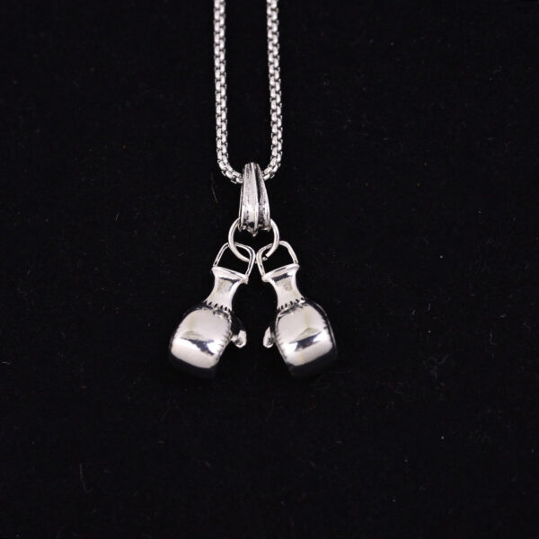 Wholesale Trendy Boxing Glove Pendant Chain Necklace For Men Antique Silver Zinc Alloy Street Style Boutique Resale Jewelry Gift
