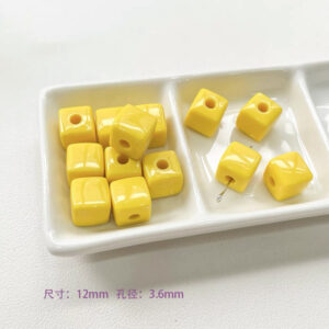 30-yellow squares / See picture for size (sold by piece)