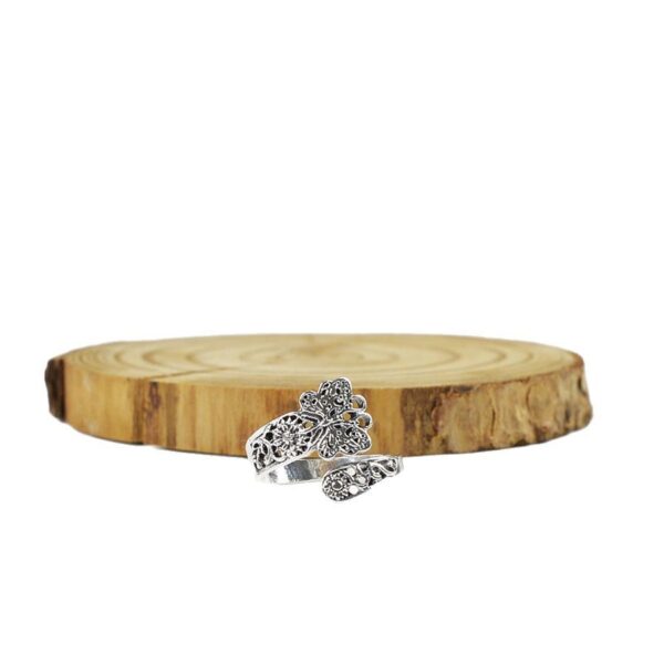 oly-888879750da20c64898b3bf1f78395dd Wholesale Vintage Adjustable Open Ring For Women Zinc Alloy Mother Daughter Love Engraved Pattern Fashion Accessory Boutique Resale