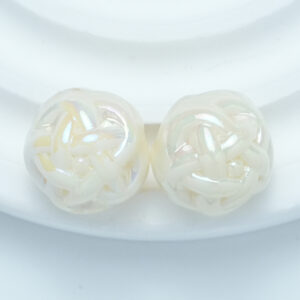 02-beige / 16mm, aperture about 2.3mm