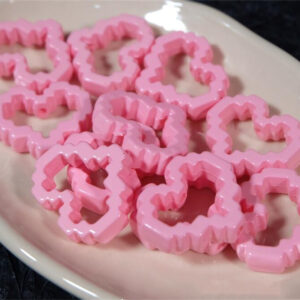 05-love frame-pink / Heart frame 30 * 26mm, inner core 20 * 14mm (sold by piece)