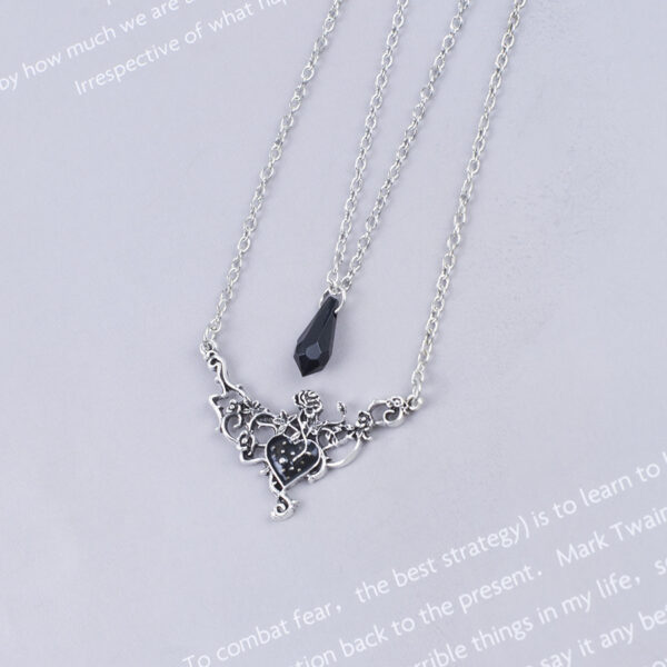 oly-8aeae62ed1e6d58b4e7e601a545f7e3d Wholesale Dark Punk Love Heart Drop Necklace Chic Fashion Accessory For Gift And Boutique Resale