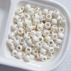 14-off-white / The size is about 8mm, the aperture is about 2-3mm