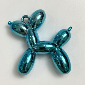 06# metal blue / The size is about 45*46mm, the thickness is about 13mm, and the aperture is about 3.5mm (sold by unit)