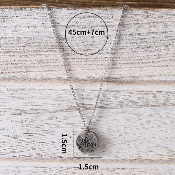 Wholesale Trendy Cactus Pendant Necklace Antique Silver Zinc Alloy Fashion Accessory
