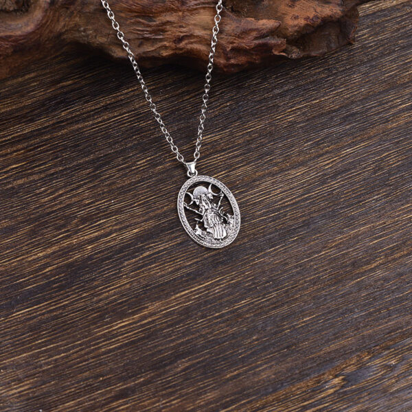 oly-8f292dc86d8213bce83543ab31f94a49 Wholesale Antique Silver Finish Zinc Alloy Oval Witch Pendant Necklace Trendy Jewelry Accessory For Gift And Boutique Resale
