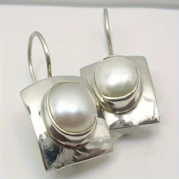 oly-908eda162e090f93111734566851b234 Wholesale Retro Bohemian Silver Pendant Earrings For Women With Oval Gemstone Geometric Design Jewelry Accessory