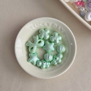 02-Light Green / Four-leaf clover (sold individually)