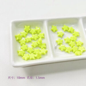14-yellow-green stars / See picture for size (sold by piece)