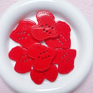 01-red / Size is about 42mm, hole diameter is about 2.5mm
