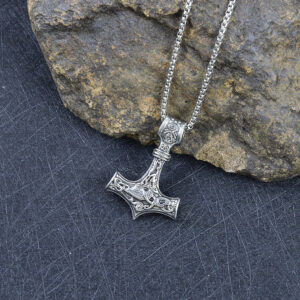 oly-954389211027a0108b80236ba6ea83d7 Wholesale Nordic Viking Vintage Anchor Pendant Necklace Rune Design Alloy Jewelry Fashion Accessory Gift