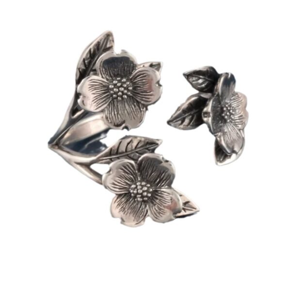 oly-962b62bc398e8e4ec99f95a6ae401812 Wholesale Vintage Flower Open Ring Adjustable Silver Alloy Jewelry Accessory Gift For Women