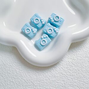 04-light blue / Size is about 20*15mm, hole diameter is 2mm