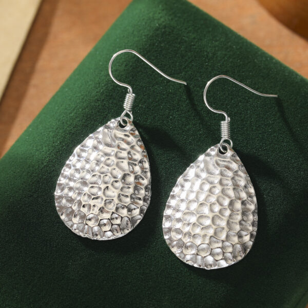oly-9721f3292b9162ee4e39d453c2170029 Wholesale Alloy Teardrop Hammered Earrings Vintage Women S Daily Party Jewelry Fashion Accessory