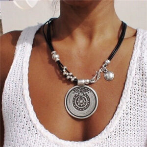 oly-9734a4c24ef1ec885163aaa13f2e2b6f Wholesale Bohemian Round Disc Alloy Pendant Necklace Chic Fashion Accessory Gift For Boutique Resale