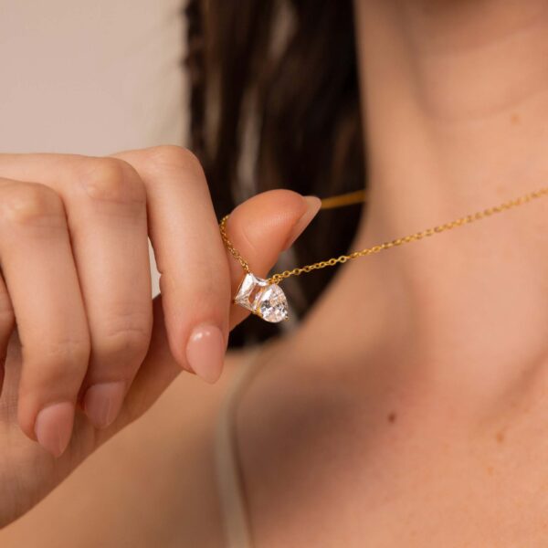 oly-97abd13662fafe1d0fdce8e50eec8a8a Wholesale Retro Geometric Zircon Necklace Titanium Steel Electroplated Gift Jewelry Accessory For Boutique Resale