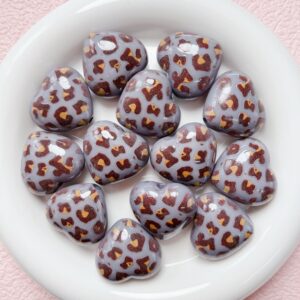 03-gray leopard print love / Size is about 29mm, hole diameter is about 3.5mm