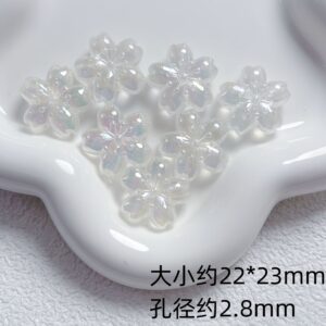 03-fine glitter luminous white / 22*23mm, aperture about 2.8mm