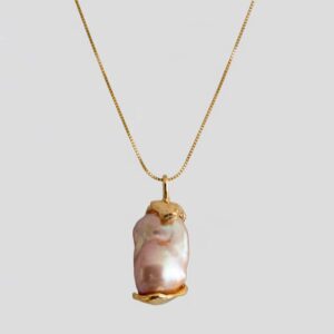 Wholesale Retro Irregular Baroque Pearl Pendant Necklace Gold Plated Copper Chain Stylish Women S Jewelry Gift