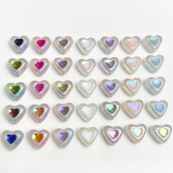 Wholesale Trendy Acrylic Heart Beads Glow in Dark Oil-Filled DIY Jewelry Making Supplies for Phone Charms and Earrings