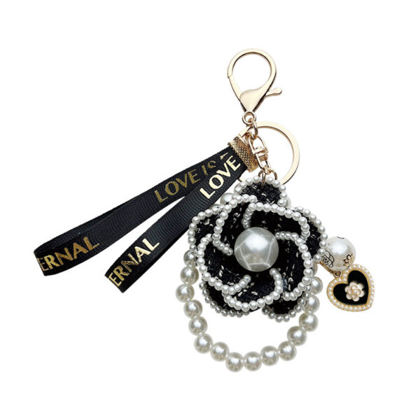 Wholesale Trendy Metal Camellia Keychain Bag Charm With Pearl Elements Black Color Fashion Accessory For Gift Boutique Resale