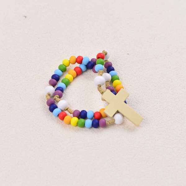 Wholesale Trendy Bohemian Colorful Cross Pendant Necklace Alloy Chain Jewelry Accessory For Everyday Wear