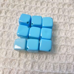 03-light blue / Size is about 10mm, hole diameter is about 3mm