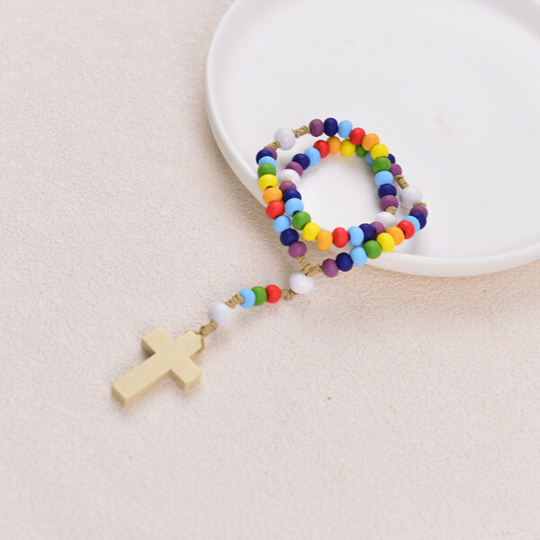 Wholesale Trendy Bohemian Colorful Cross Pendant Necklace Alloy Chain Jewelry Accessory For Everyday Wear