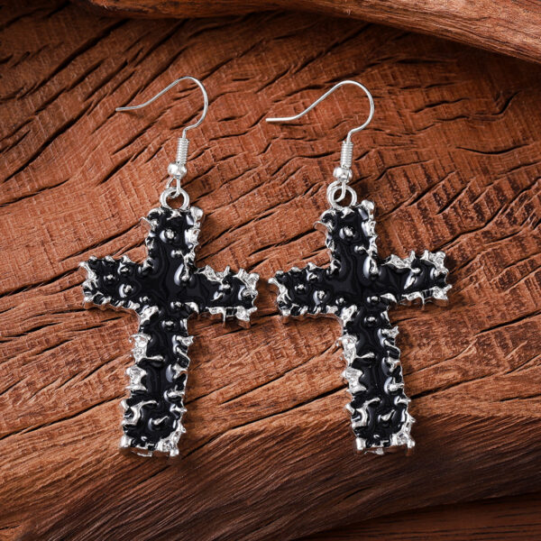 Wholesale Zinc Alloy Hip Hop Cross Jewelry Set Black Lava Texture Necklace And Earrings For Women Stylish Party Gift