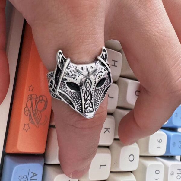 oly-a26fa3fa40a0cc895a08461b9619d936 Wholesale Vintage Wolf Head Arrow Ring Adjustable Zinc Alloy Antique Finish Unisex Jewelry Accessory Good For Gift Or Resale