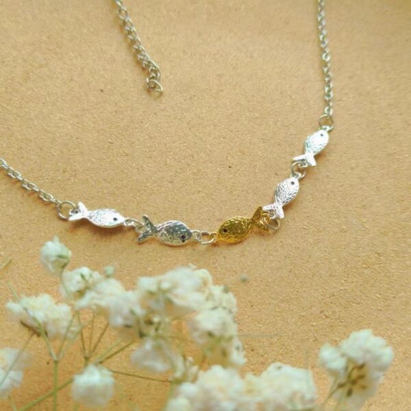 oly-a38f58445a7ff19c27e9eed082183008 Wholesale Antique Silver Goldfish Pendant Necklace Cute Choker Fashion Jewelry Accessory For Resale