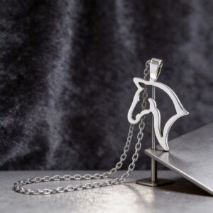 oly-a4710db47156103b35b2e8bd334f469e Wholesale Ancient Silver Hollow Horse Head Pendant Necklace Punk Style Fashion Jewelry
