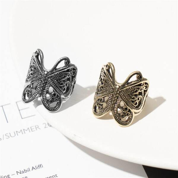 oly-a4ecbd3b936f55f36a35d1eabc56271a Wholesale Zinc Alloy Vintage Butterfly Ring Adjustable Unisex Animal Ring Antique Gold Finish Jewelry Accessory For Resale