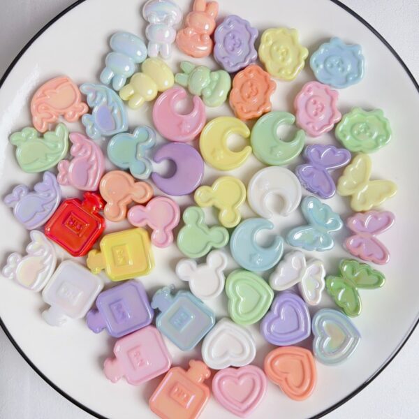 Wholesale Trendy Acrylic Cartoon Bunny Heart UV Colorful Loose Beads for DIY Hair Ties and Phone Charms