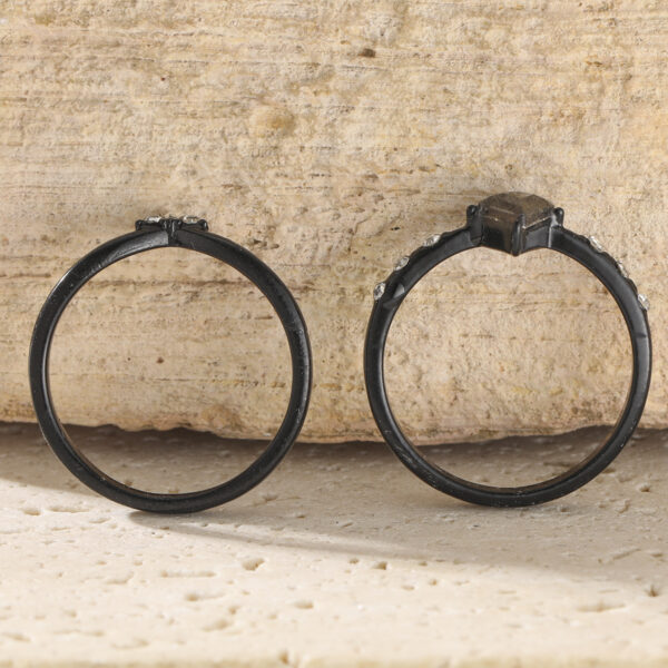 Wholesale Electroplated Black Alloy 2 Piece Ring Set For Women Fashion Jewelry Gift