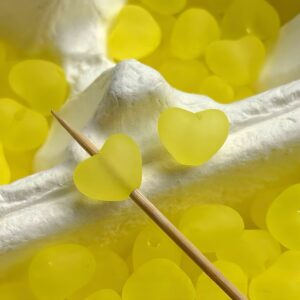 05-yellow / Size is about 10*12.7mm, hole diameter is about 2mm