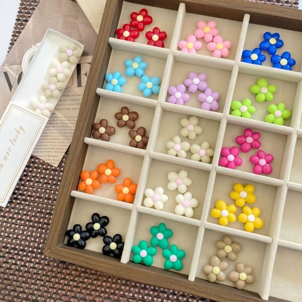 oly-ab1f10be511d9493731a1ec8ab5ce499 Wholesale Cute Flower Acrylic Beads DIY Craft Supplies for Bracelet Keychain Phone Charm Boutique Resale