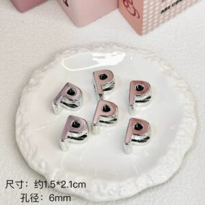 P / Sold by piece