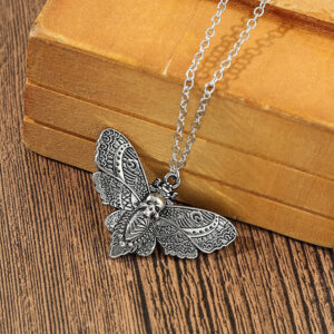 Skull butterfly+o-shaped chain