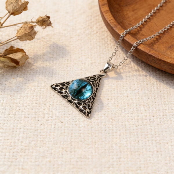 oly-ada72d2eccbe42e5218cad819be67aaa Wholesale Hip Hop Blue Eye Triangle Pendant Necklace Stylish Streetwear Jewelry Accessory Zinc Alloy Silver Finish Boutique Resale Gift