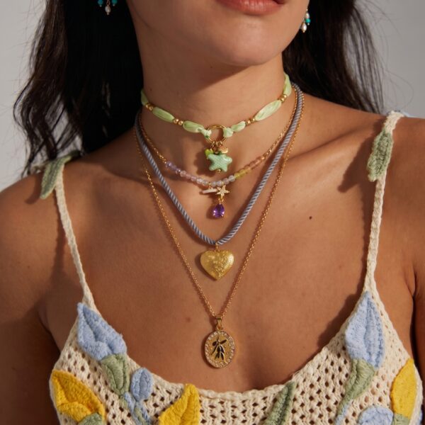 Wholesale Trendy Stainless Steel Pendant Necklace Heart Starfish Sun Design Boutique Resale Accessory