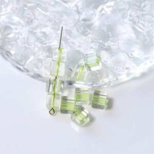 04-light green / The size is about 8*8mm(30 PCs/pack)